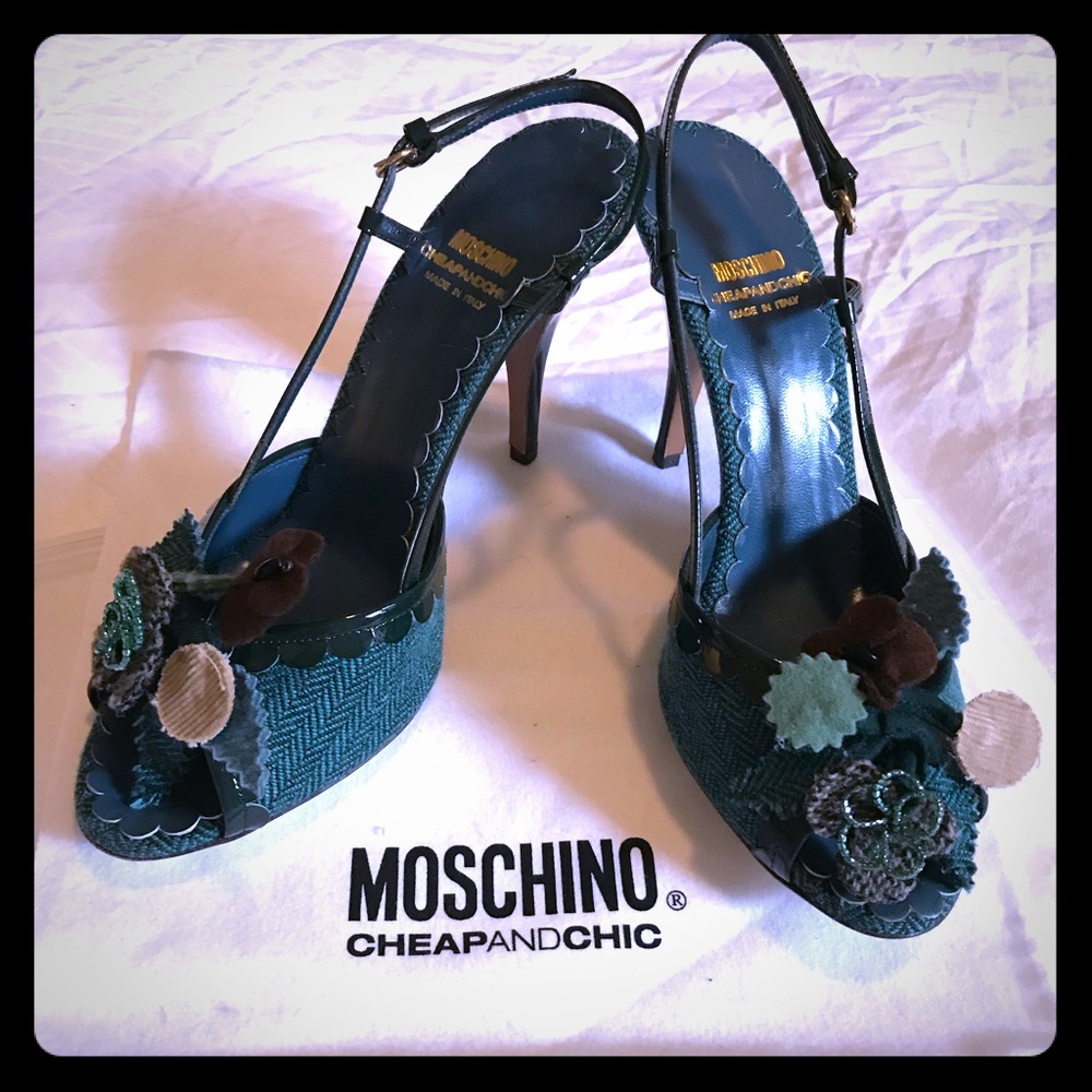 Excellent condition Moschino couture heels